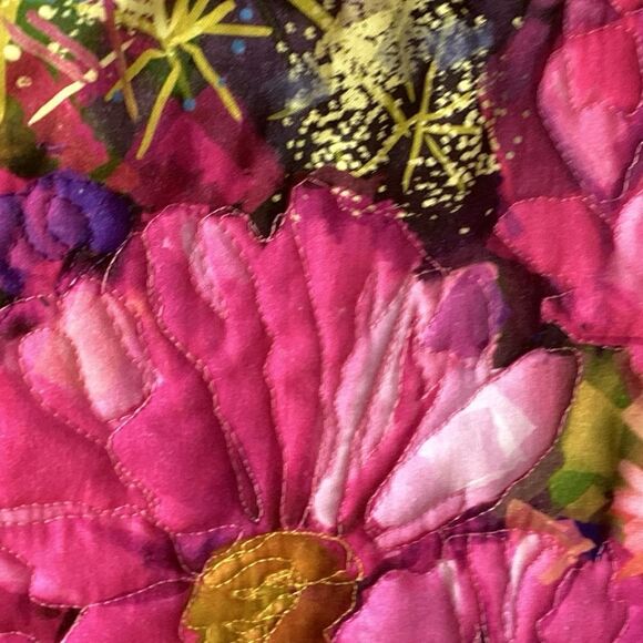 NWT. Color of Flowers Hand Crafted Quilted Wall Art - Picture 6 of 11